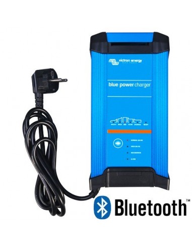 Blue Smart: vendita online Caricabatteria 15A 12V Victron Energy Blue Smart IP22 Bluetooth 12/15 1 Schuko